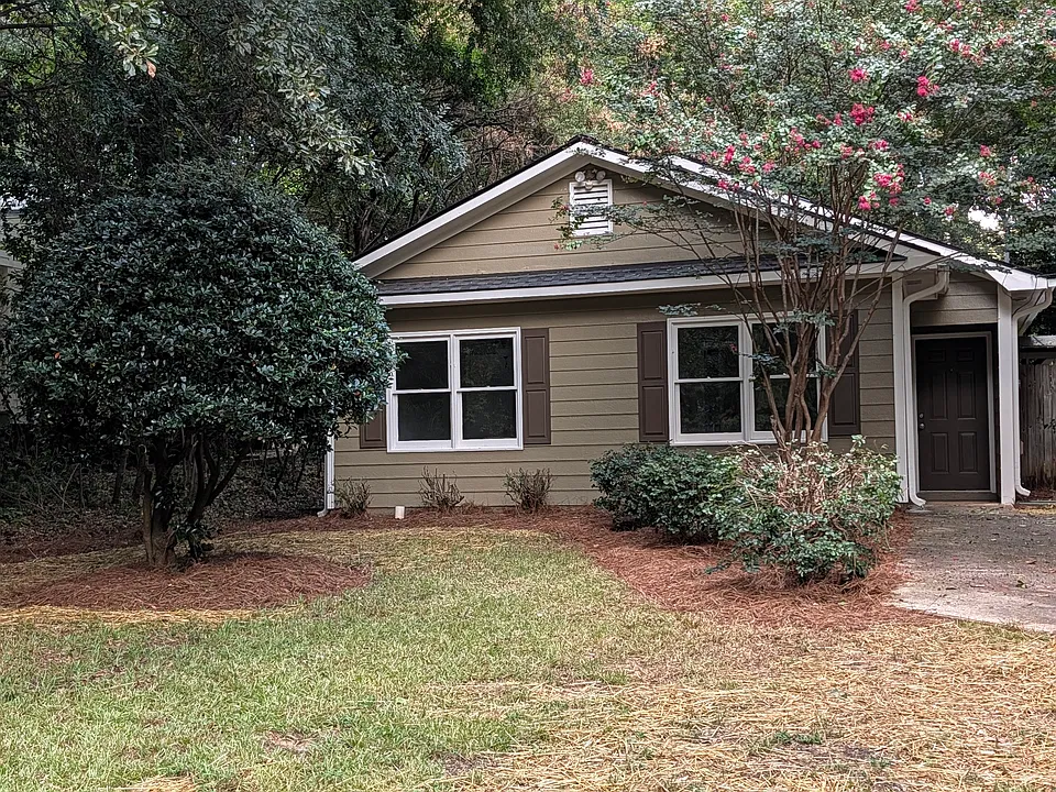 230 Sunset Dr