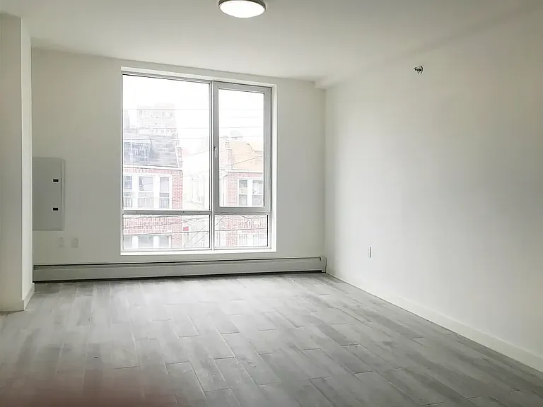 869 57th St #203 — Photo 2