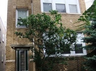 2416 W Cullom Ave, Chicago, IL 60618