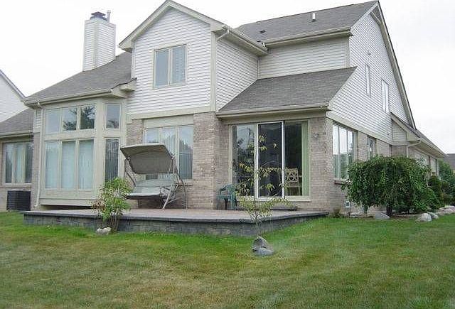 2nd image of 45674 Fountain View Dr