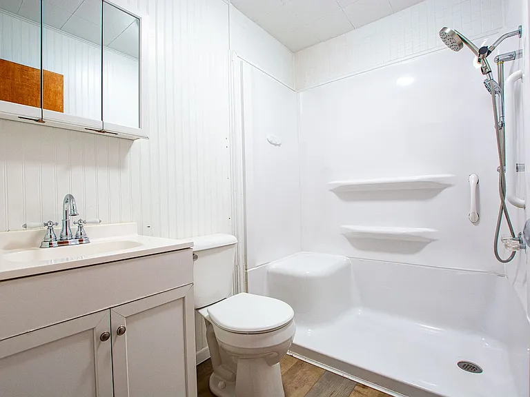 1502 Silver Ln — Photo 19
