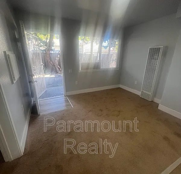 177 22nd St — Photo 4