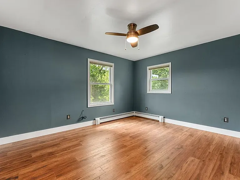 502 Old Creamery Rd — Photo 18