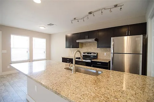 11901 Alpheus Ave #D Photo 1