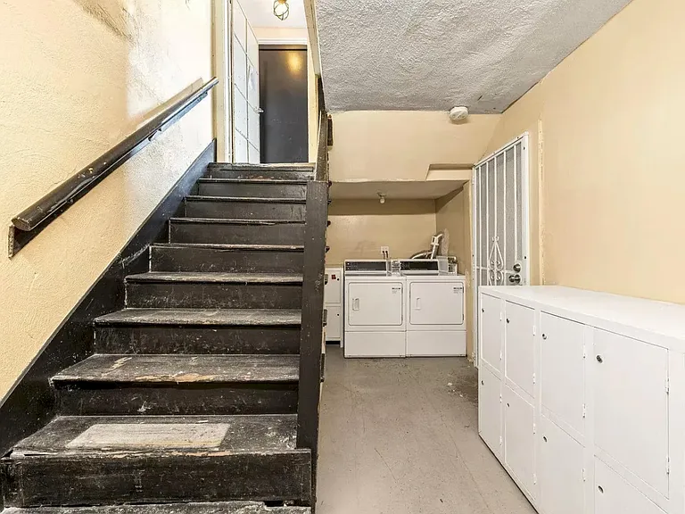 4440 Burns Ave #17 — Photo 14