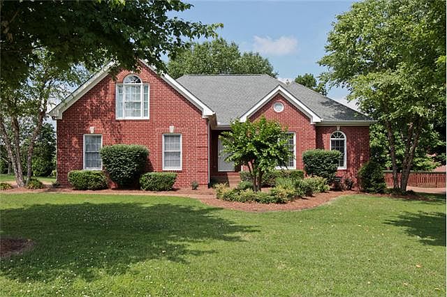 1st image of 2725 Wales Ct