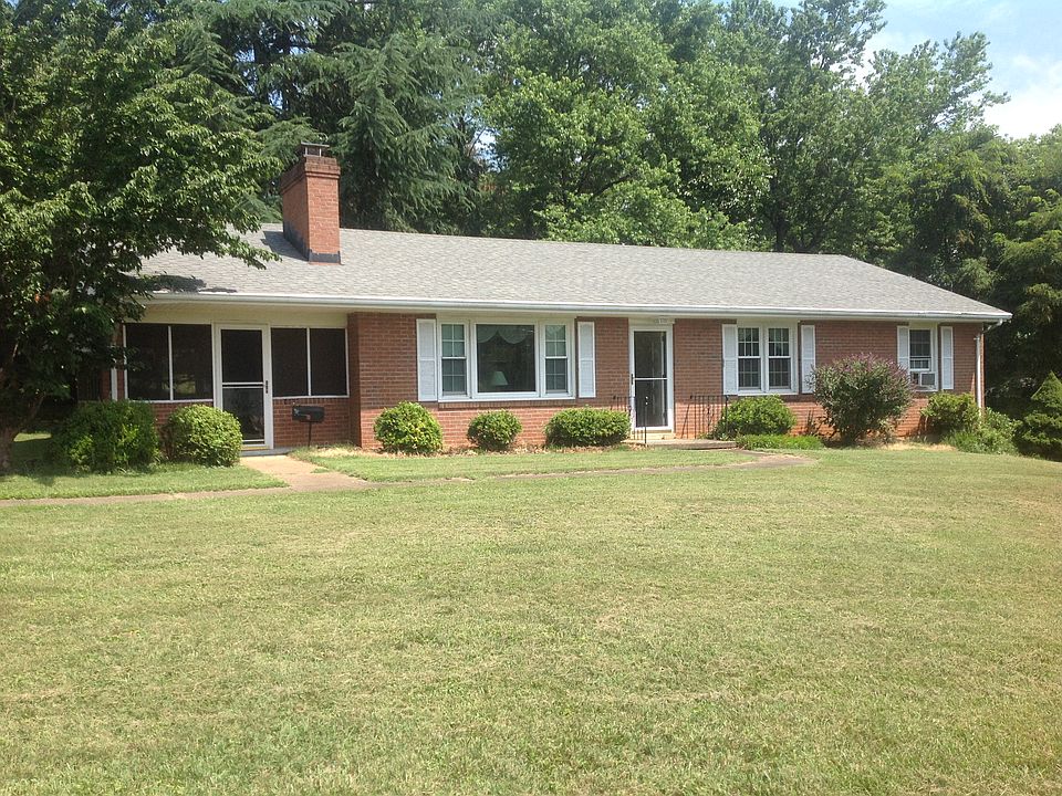 1st image of 755 Sandusky Dr