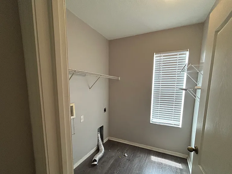 8144 Canterbury Lake Blvd — Photo 14