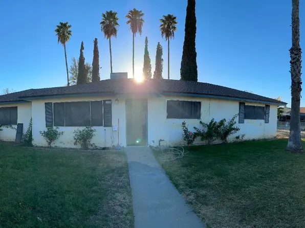 1136 Pucheu St, Mendota, CA 93640