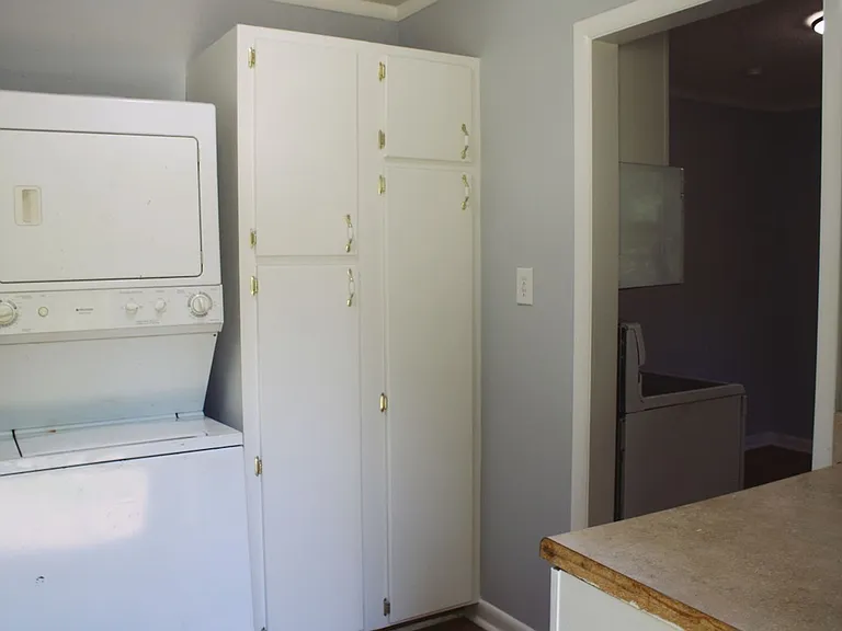 1138 Whittle Dr SW #B — Photo 7