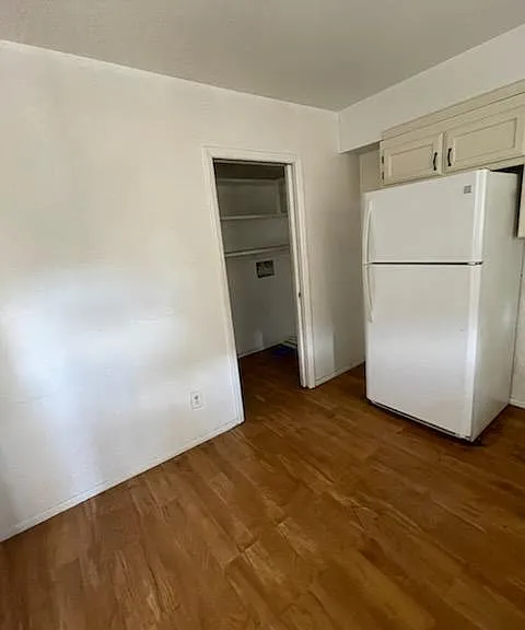 541 Palomas Dr SE — Photo 9