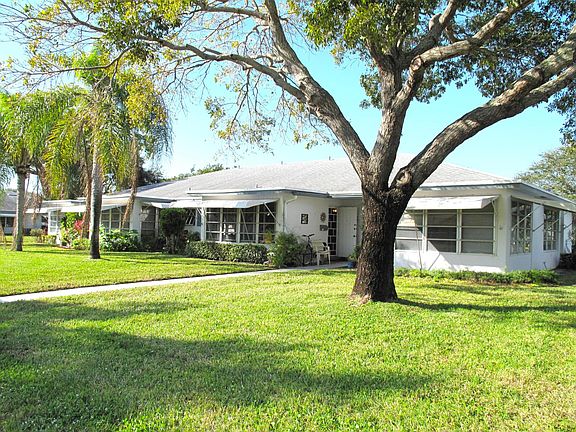 3rd image of 1115 Circle Drive #C