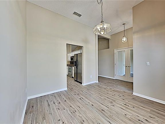 2nd image of 1127 Trotwood Blvd