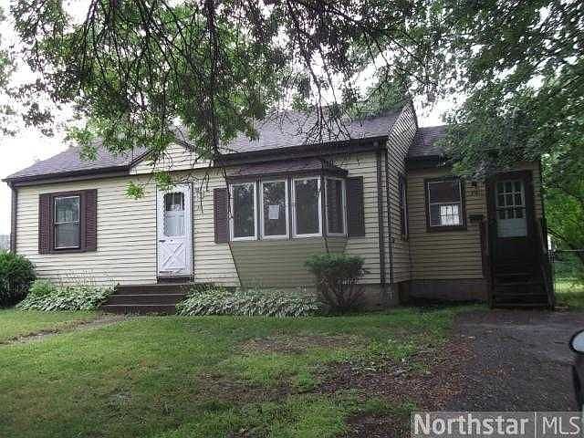 1st image of 814 Laurel Ave