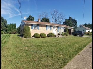 949 Belair Dr, Berwick, PA 18603