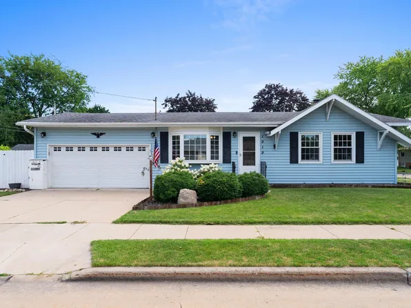 1919 Winchester Ave, Oshkosh, WI 54901