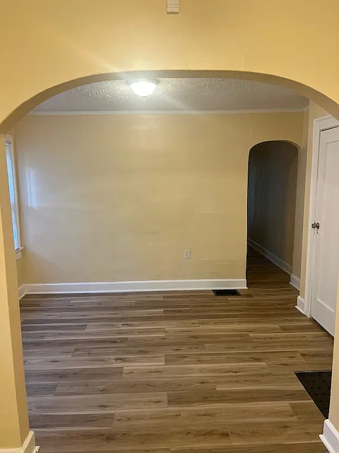 1 bed, 1000 sqft, $890 — Photo 3
