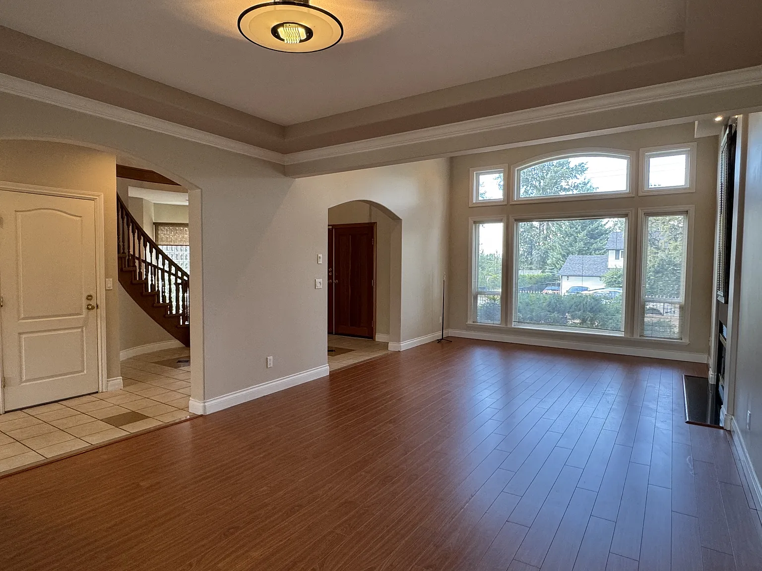 4 bed, 3.5 bath, 2916 sqft, $5,500 — Photo 4