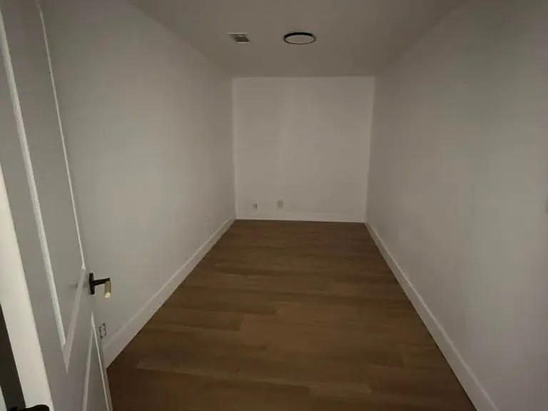 7735 Coburn Dr — Photo 5
