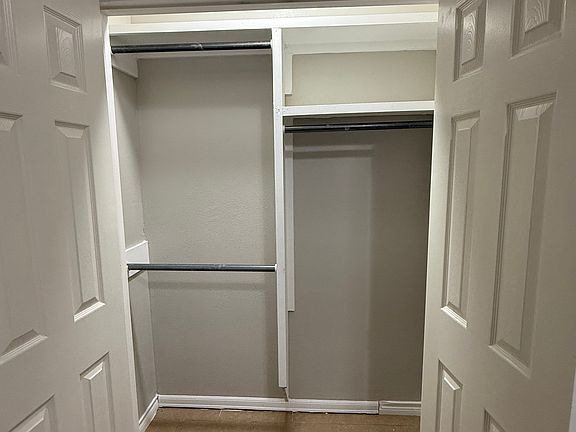 4th image of 3317 Omega Dr