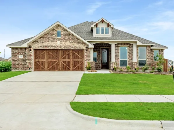 289 Sparkling Springs Dr, Waxahachie, TX 75165