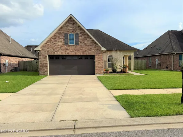 317 Arrowwood Rd, Youngsville, LA 70592