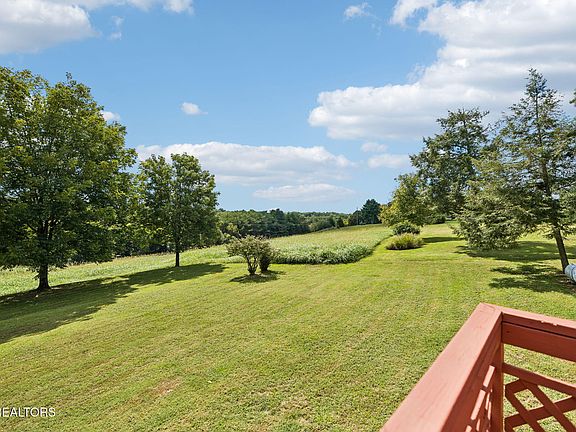 2nd image of 103 Phelps Rd