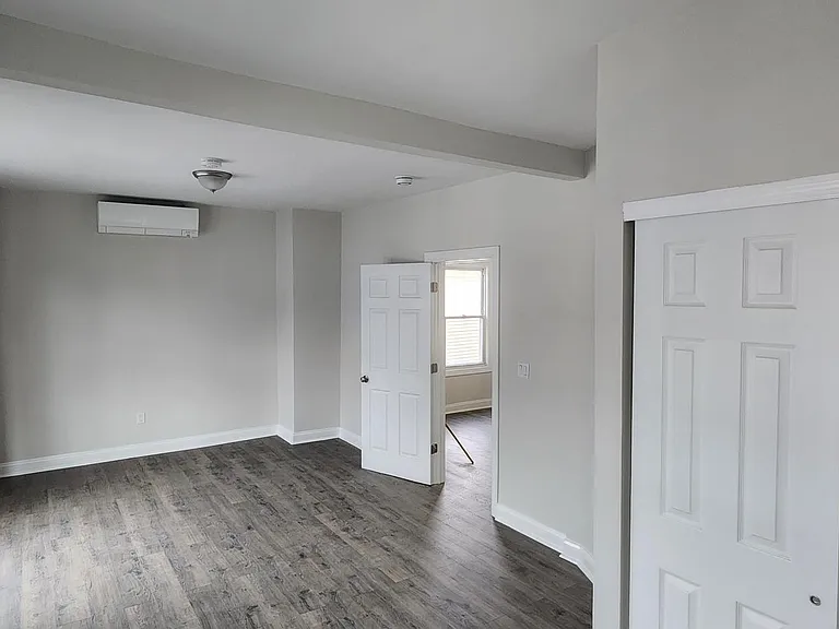 182 Ashford Ave #2 — Photo 9
