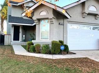 28546 Sugar Pine Way, Santa Clarita, CA 91390