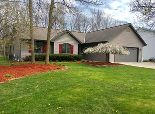4329 Redwing Dr, Sheboygan, WI 53083