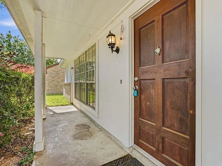 12318 Fetlock Dr — Photo 3