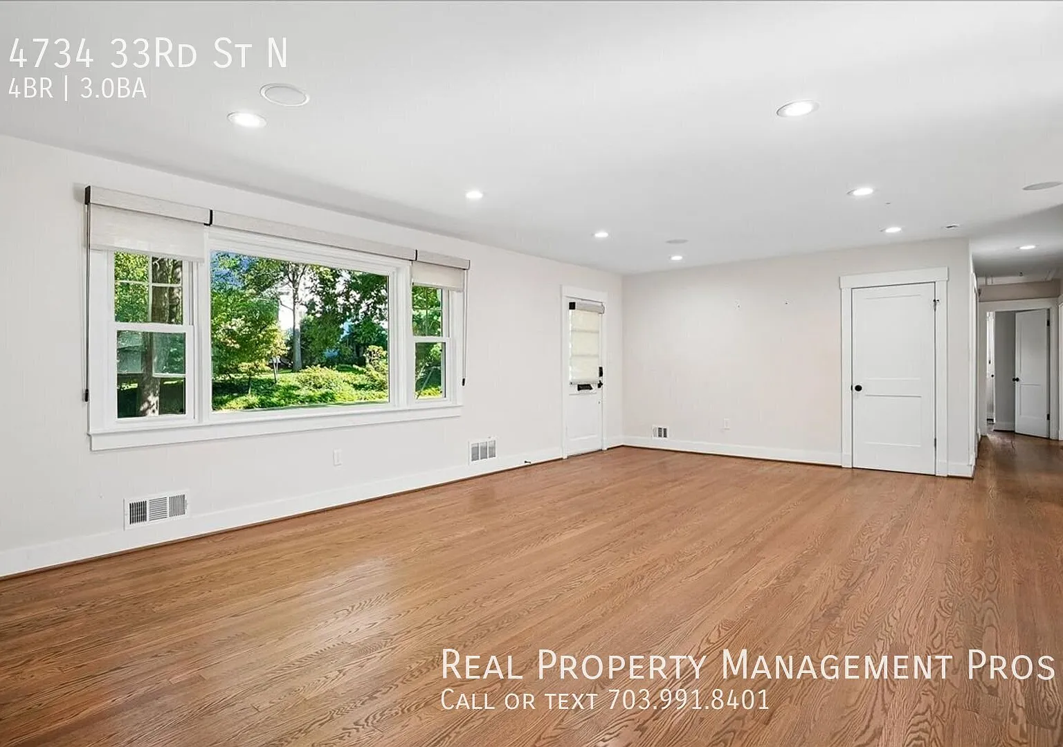 Stunning, Sun- Drench Home in Sought After Country Club Hills! — Photo 2