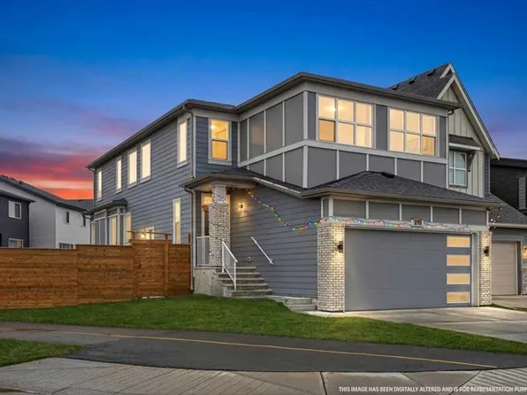 318 NW Walcrest Way SE, Calgary, AB T2X 4V8