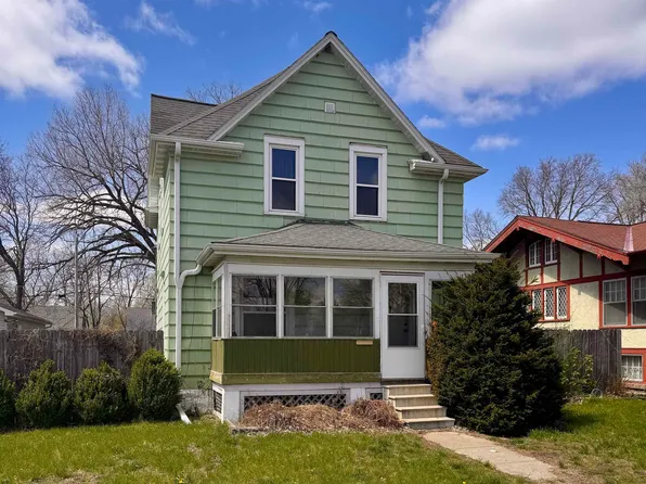1317 Logan Ave, Waterloo, IA 50703
