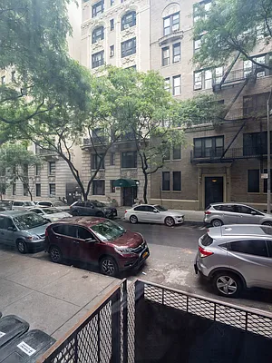 Rented by City Connections Realty | media 3