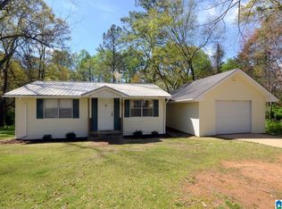 1512 Melton Rd, Bessemer, AL 35022