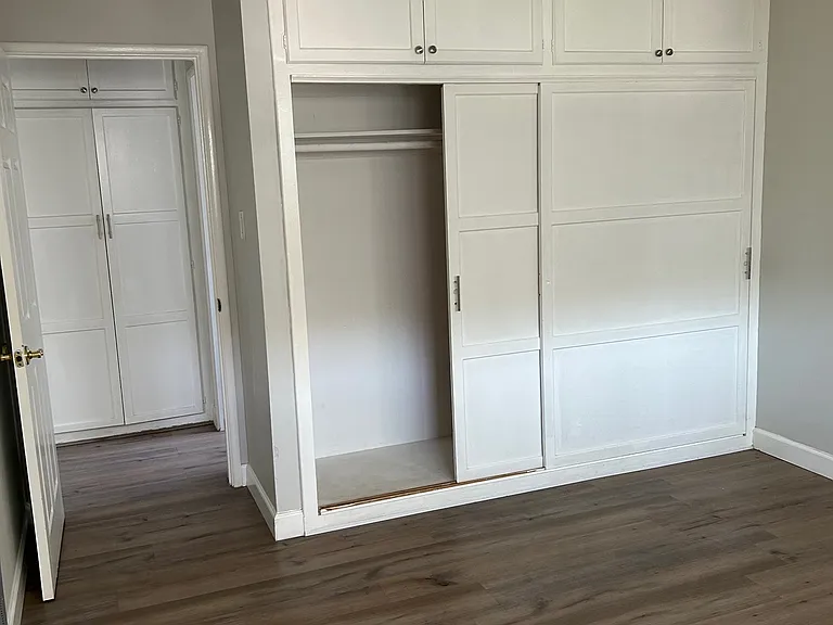 305 W Loraine St #C — Photo 8