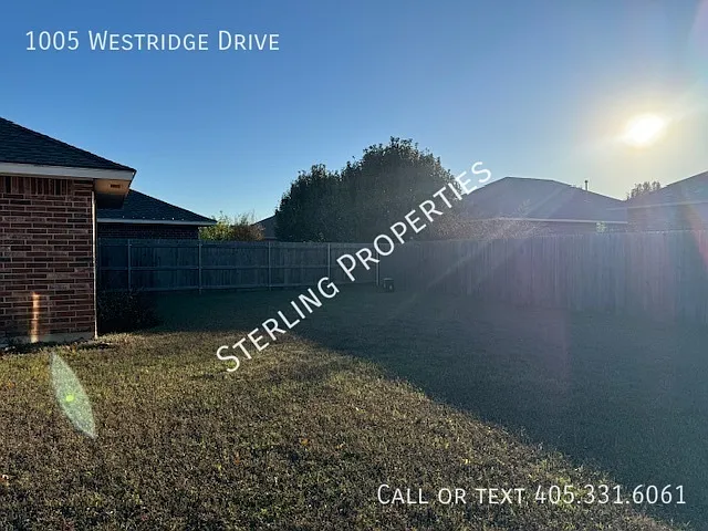 1005 Westridge Dr — Photo 30