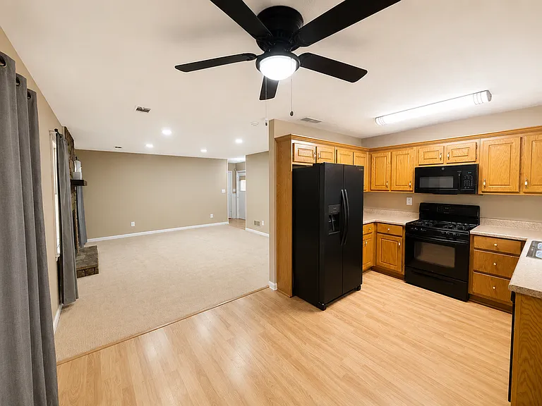 1710 Underwood Dr SE — Photo 15