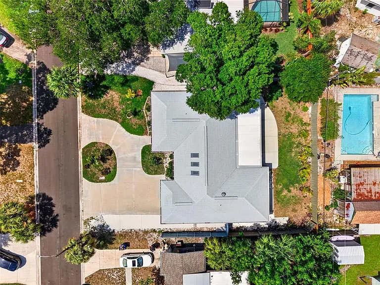 4420 Porpoise Dr SE — Photo 28