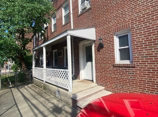 37-02 21st Ave #1R, Astoria, NY 11105