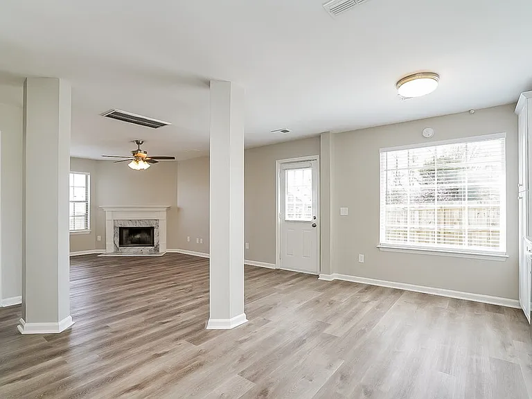 206 Babe Ruth Cv — Photo 8