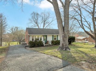 4713 Arnold Dr NE, Roanoke, VA 24019