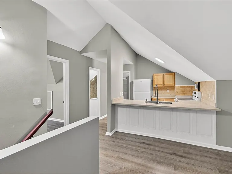 600 Mansfield St #C — Photo 10