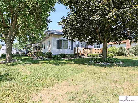 3rd image of 2730 River Road Dr