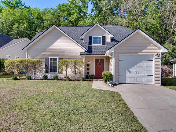 2nd image of 8553 Bentwood Dr