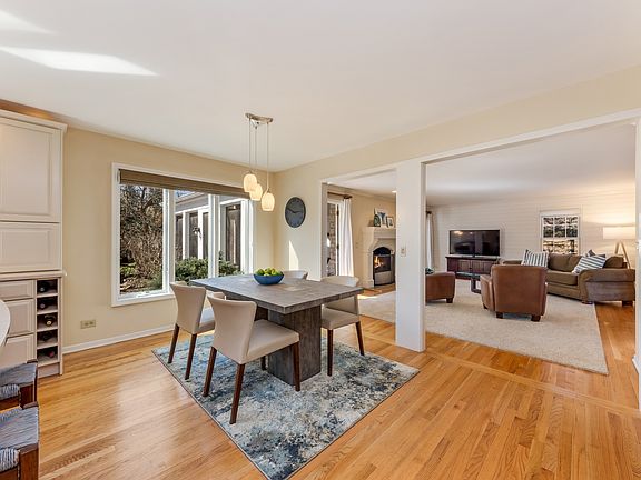5th image of 21790 Cambridge Dr