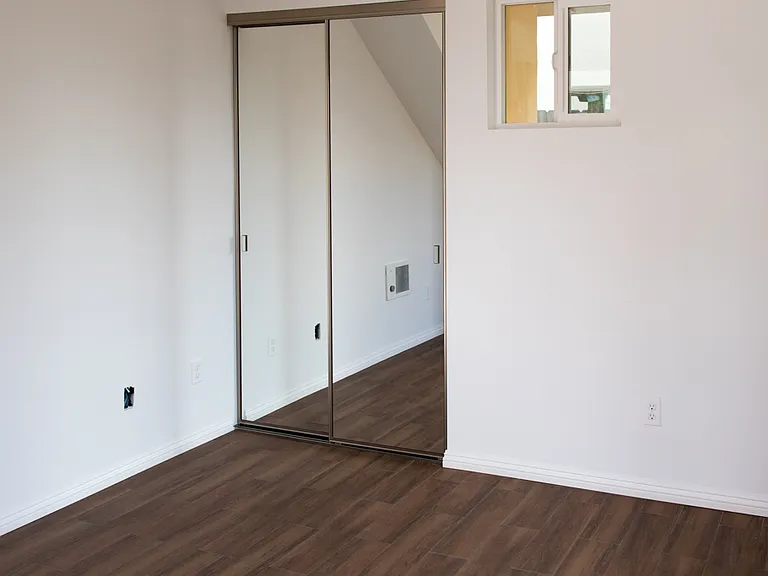 649 Santa Fe Dr — Photo 5