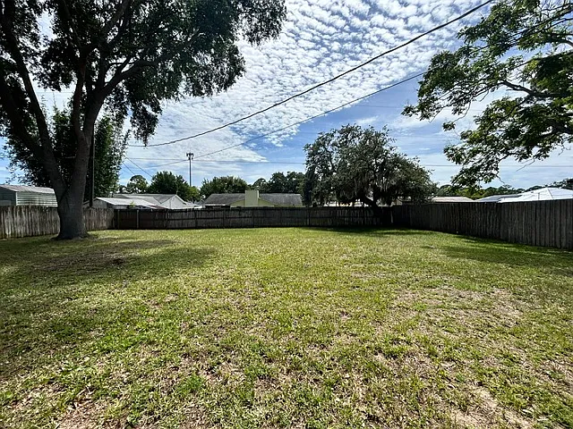 2750 Evergreen Dr — Photo 13