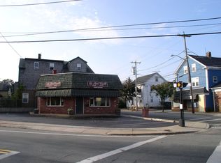 175 Main St, Warren, RI 02885